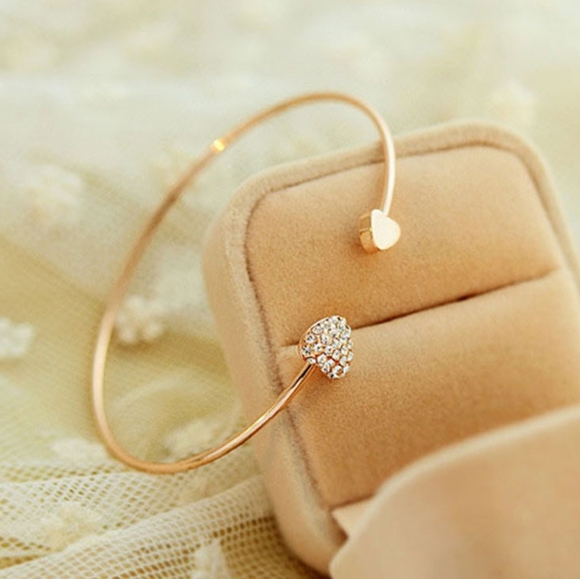 unbranded Jewelry - Two Hearts Meeting Open Bracelet